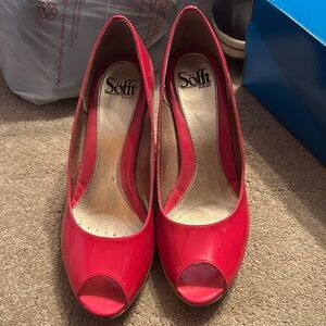 Sofft Vibrant Red Peep Toe Heels
